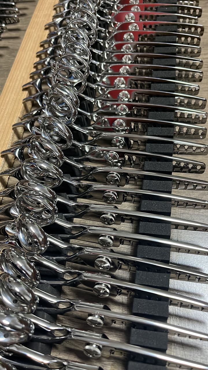 Japanese steel hair shears for stylists and barbers
